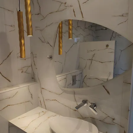 Aurora Suite 公寓