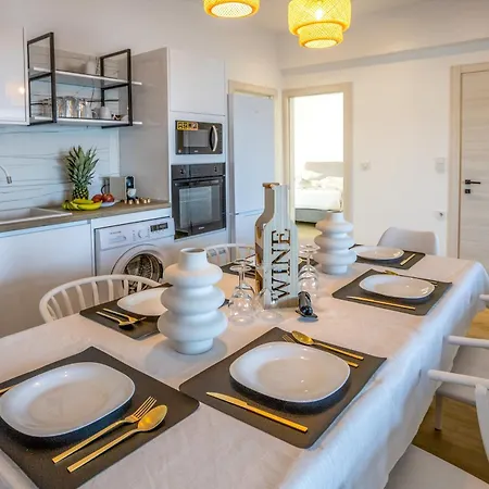 Apartment Aurora Seaside Grand