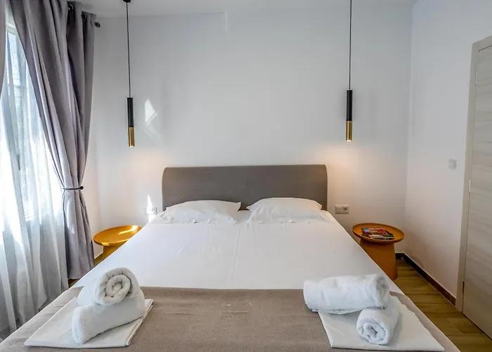 Апартаменты Aurora Seaside Grand